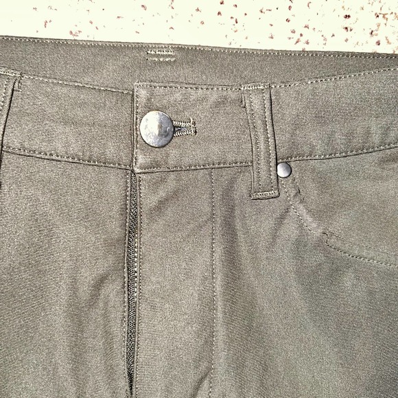 Lululemon Athletica Men's ABC Slim-Fit Pant Warpstreme in Olive Green - Picture 8 of 13